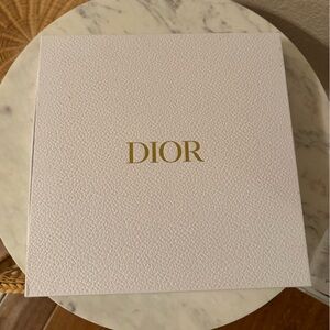 Dior Textured White Box with Gold Logo puzzle